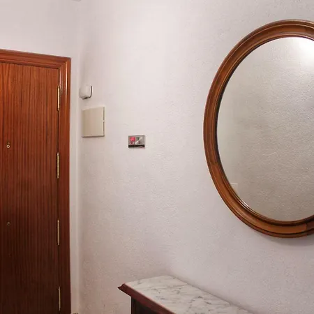 Apartament A Stone's Throw From Santa Barbara *